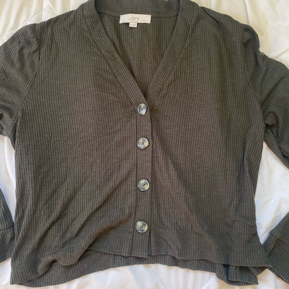 LOFT Gray Cardigan Sweater V-Neck Ribbed Knit